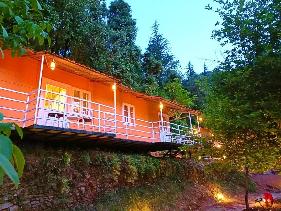 Aaroham Resort, Shimla Luaran gambar