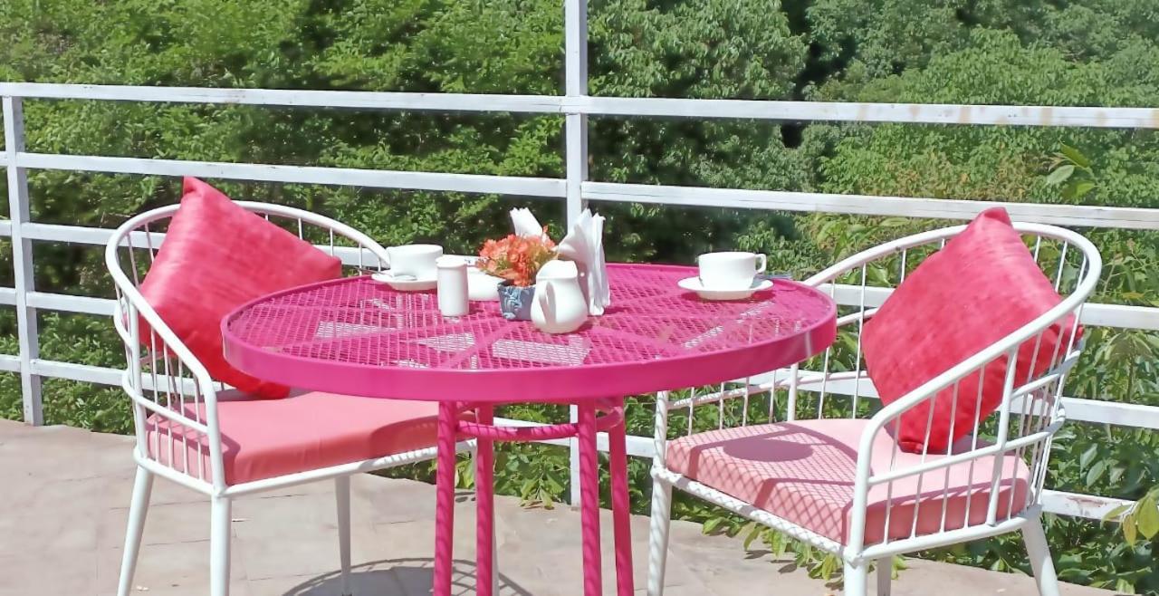 Aaroham Resort, Shimla Luaran gambar