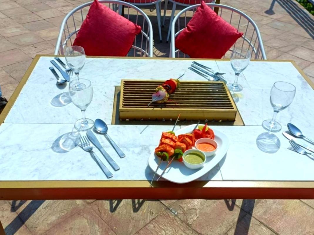 Aaroham Resort, Shimla Luaran gambar
